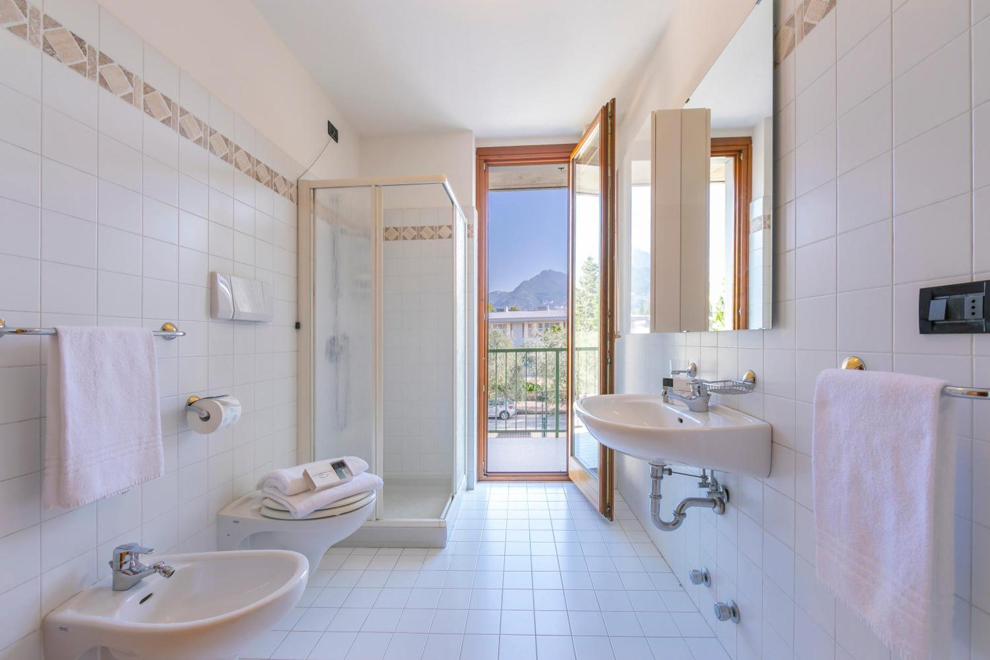 Claz House - Happy Rentals Riva del Garda Exterior foto