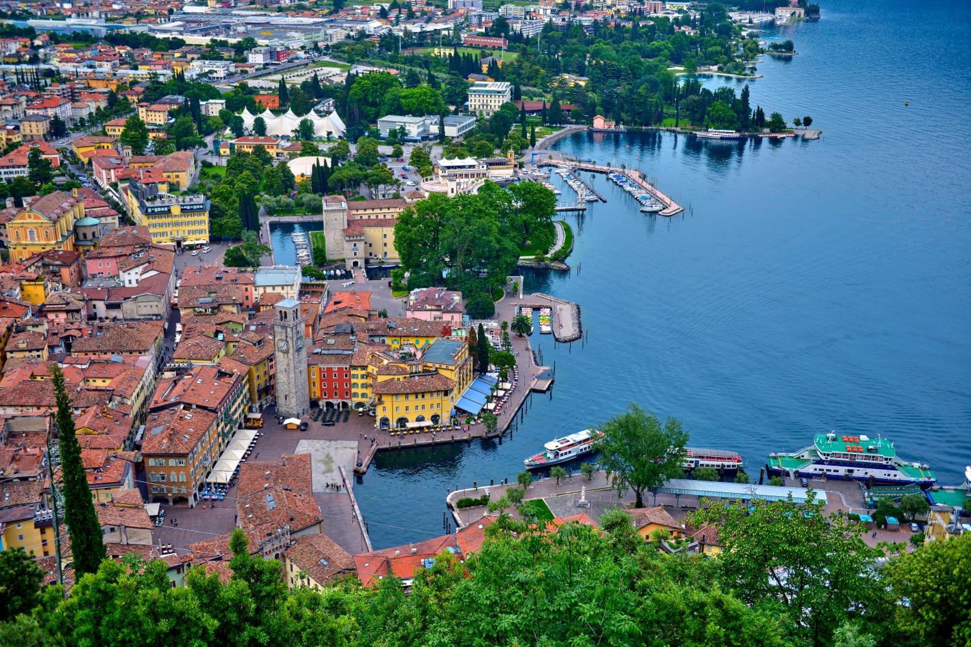 Claz House - Happy Rentals Riva del Garda Exterior foto